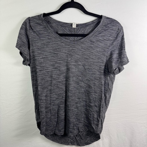Lululemon Athletica Gray T-Shirt Womens Size 4 - Picture 1 of 4